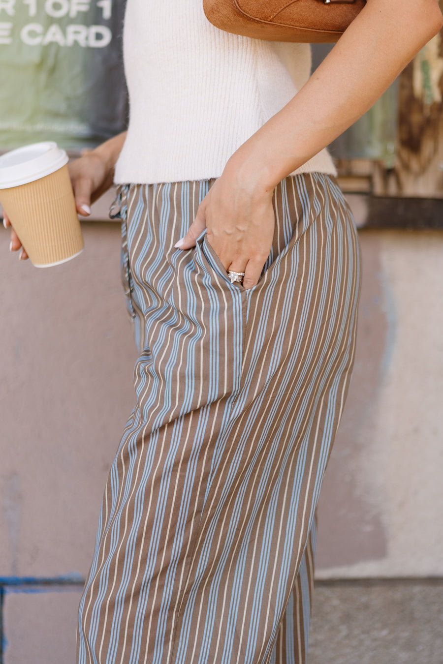 Pantaloni senza agenda