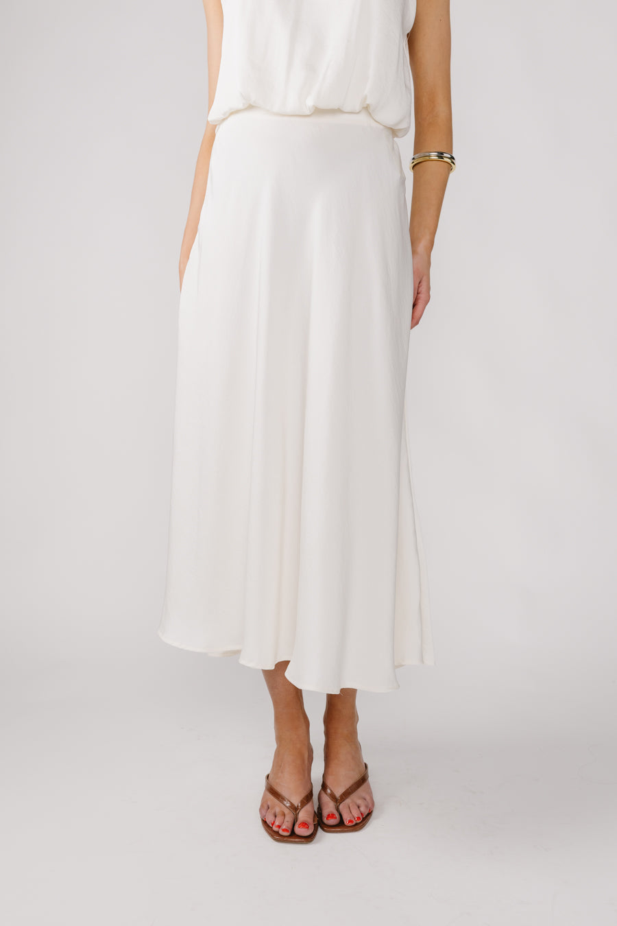 Gonna di loto bianco