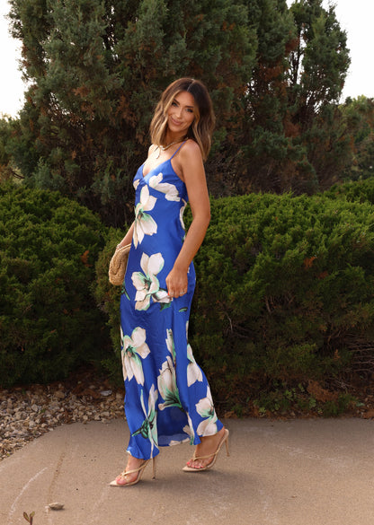 Abito Beyond Compare