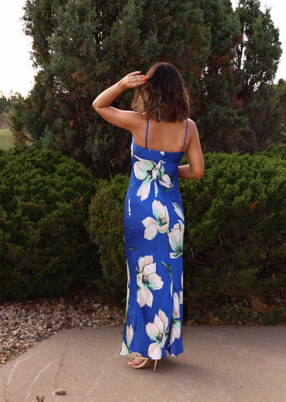 Abito Beyond Compare