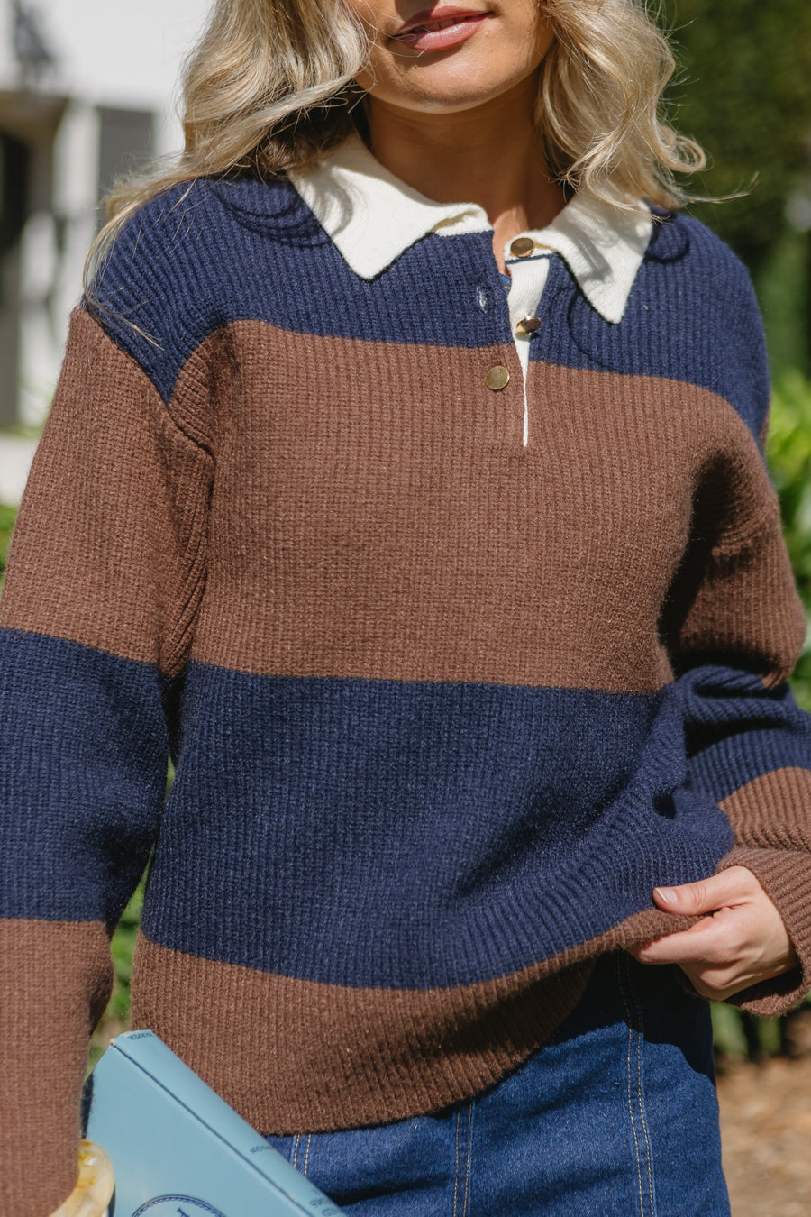 Maglione By the Book