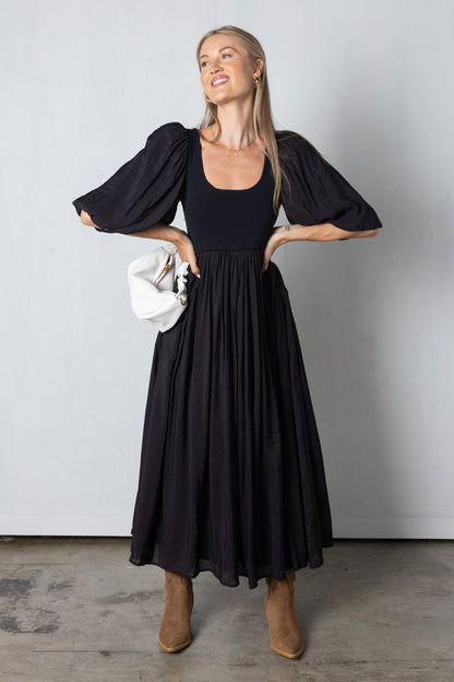 Abito midi sotto le stelle