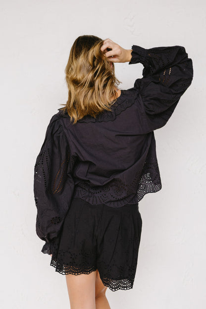 Fumo e specchi in alto