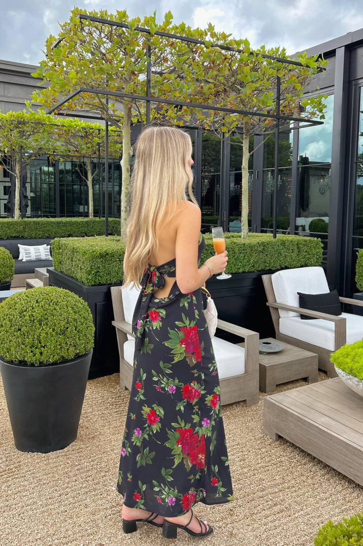 Abito Head Over Heels