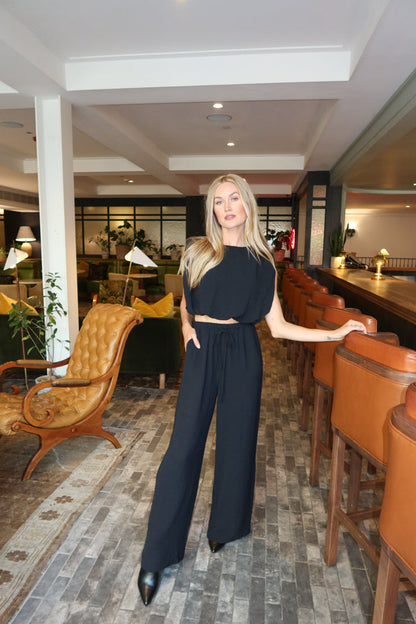 Pantaloni sotto i riflettori