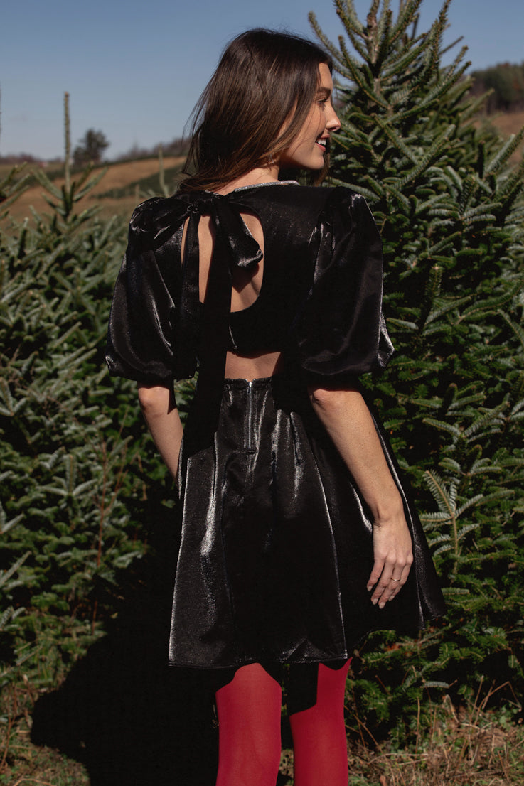 Abito Glitz and Glamour