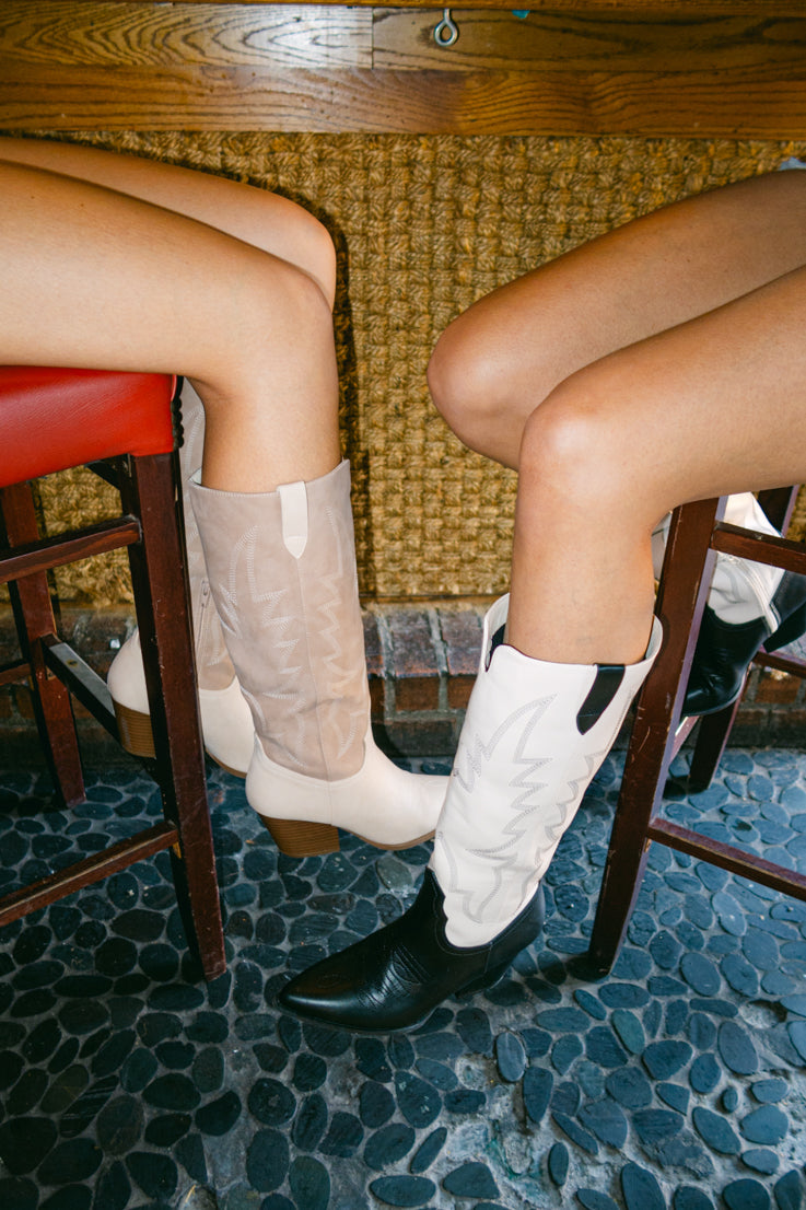 Stivali da ragazza di piccola città