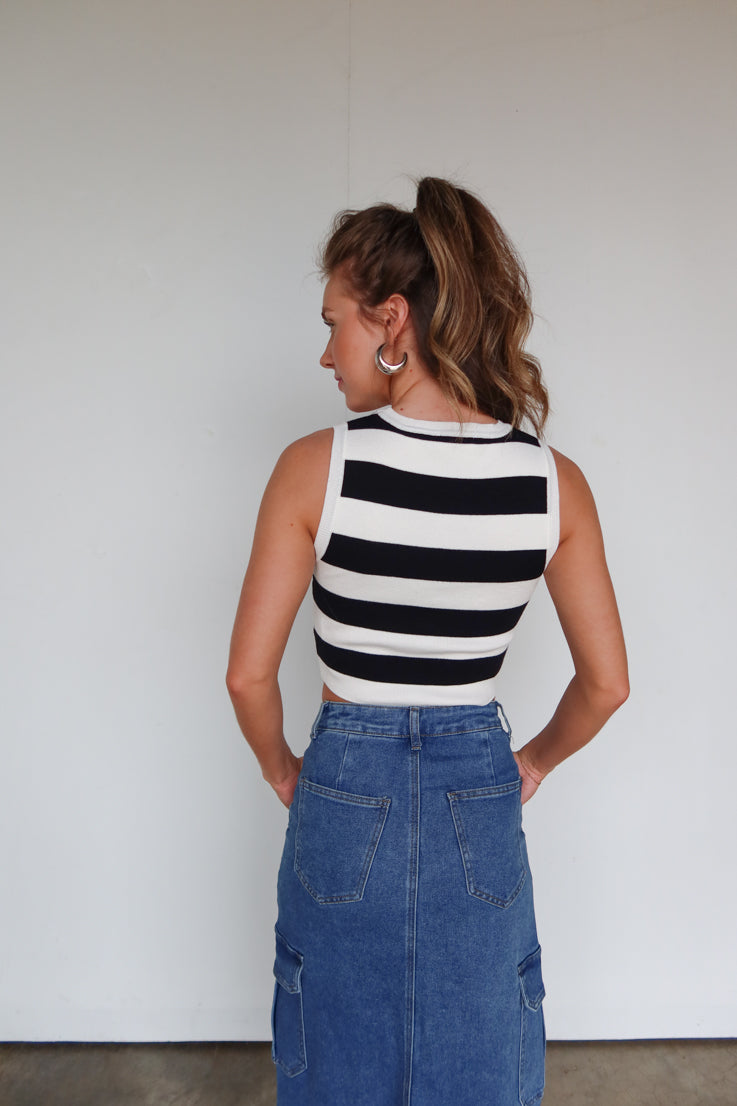 Con un carro armato sorridente