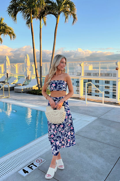 Top con cravatta Dana