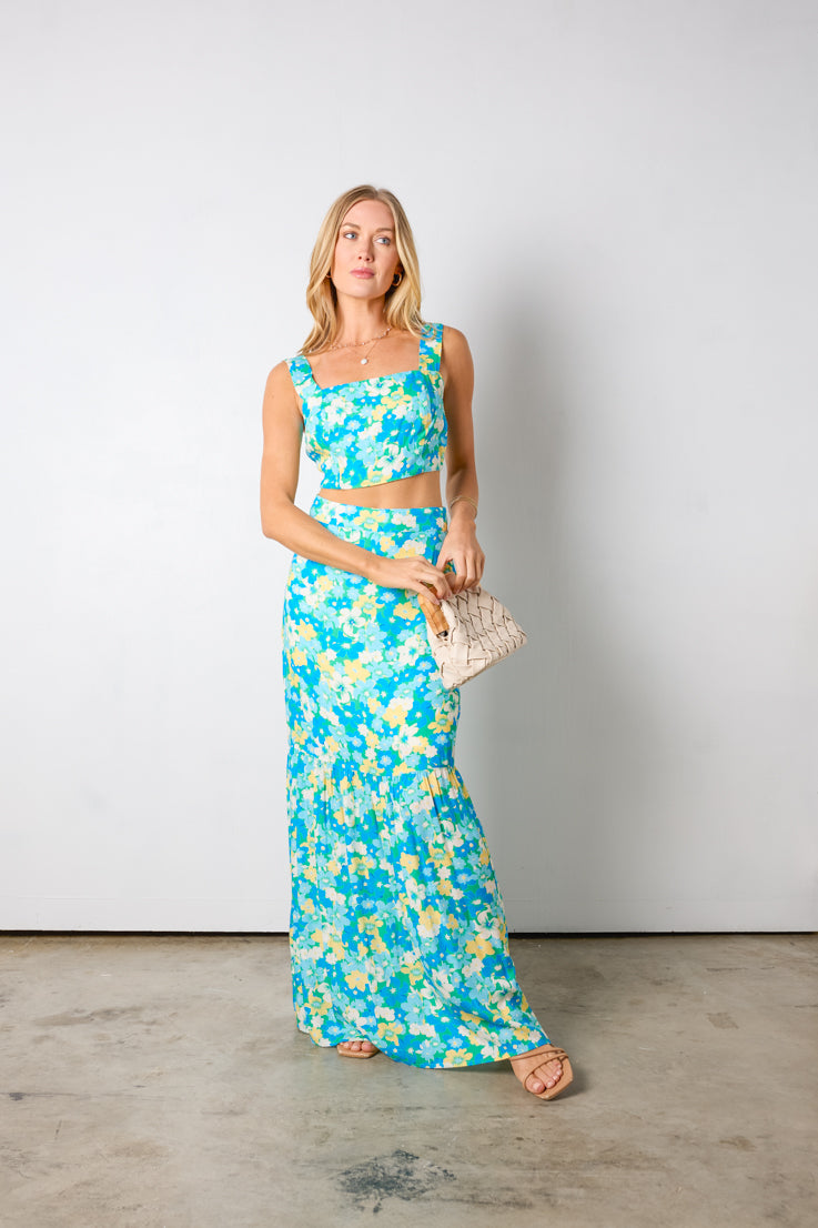 Gonna con petali raccolti