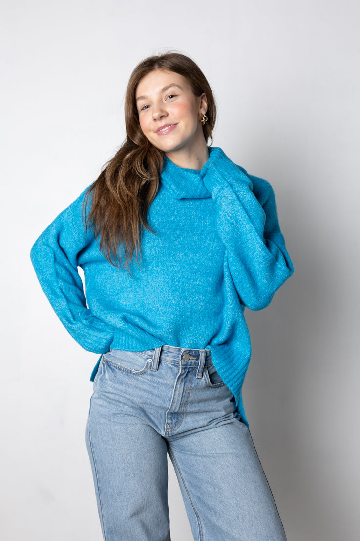 Continua a battere il dolcevita