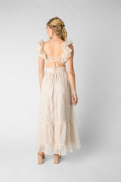 Abito lungo con champagne da sorseggiare