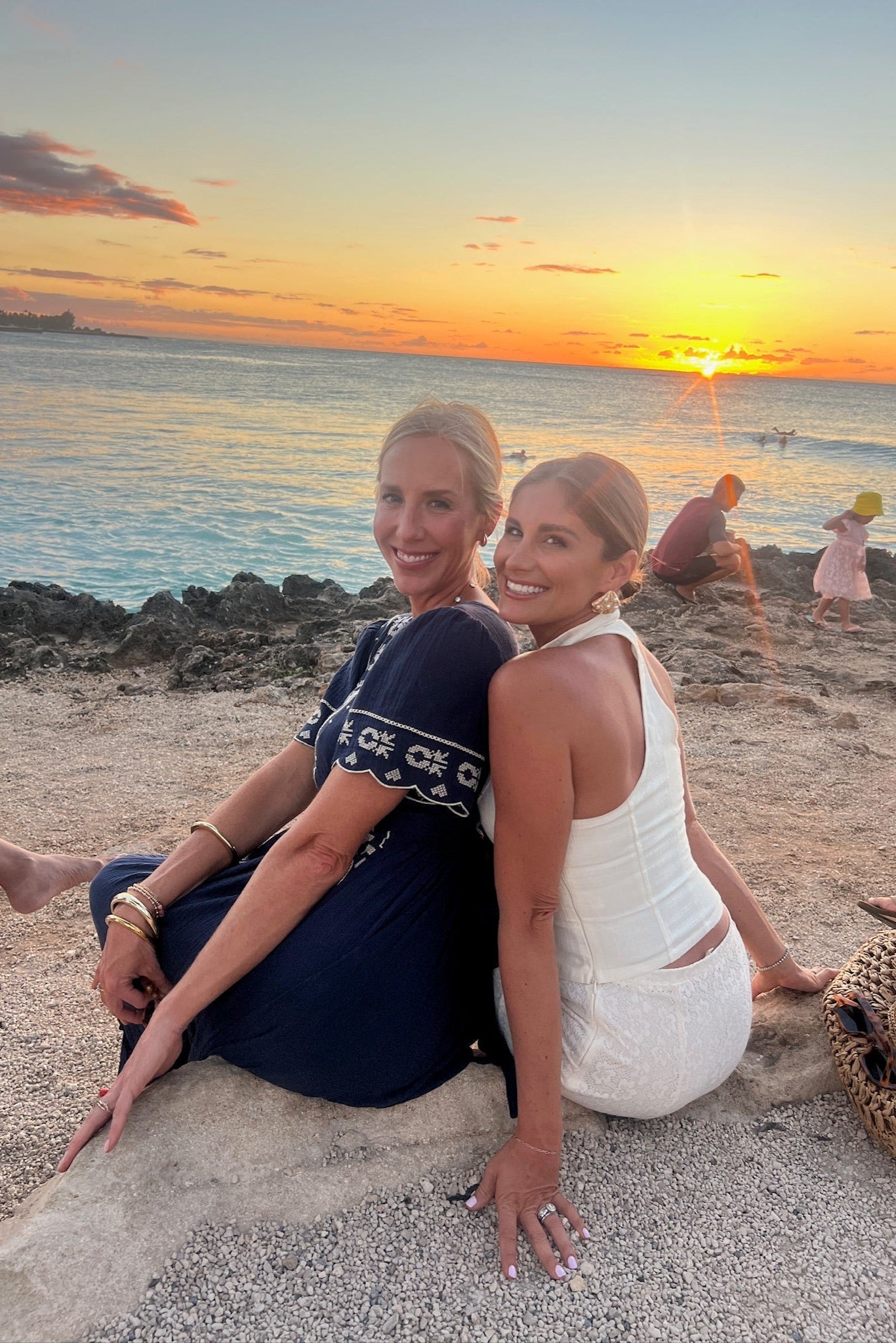 Abito da mattina blu brillante