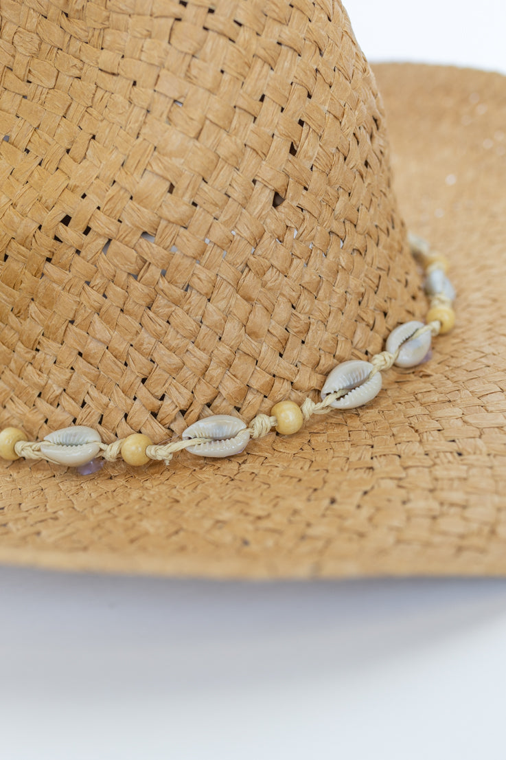 Cappello di paglia baciato dal sole