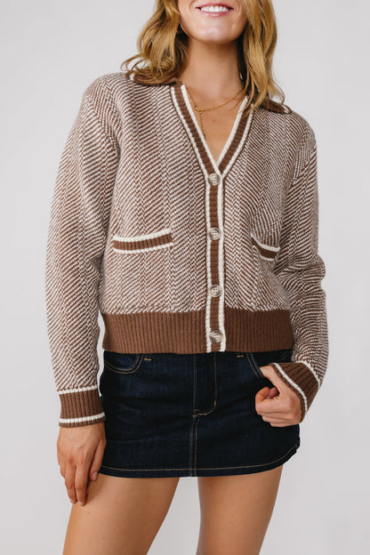 Cardigan tra le pagine