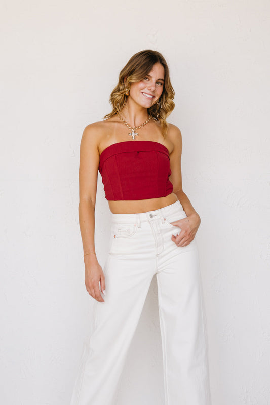 Top senza spalline arrogante