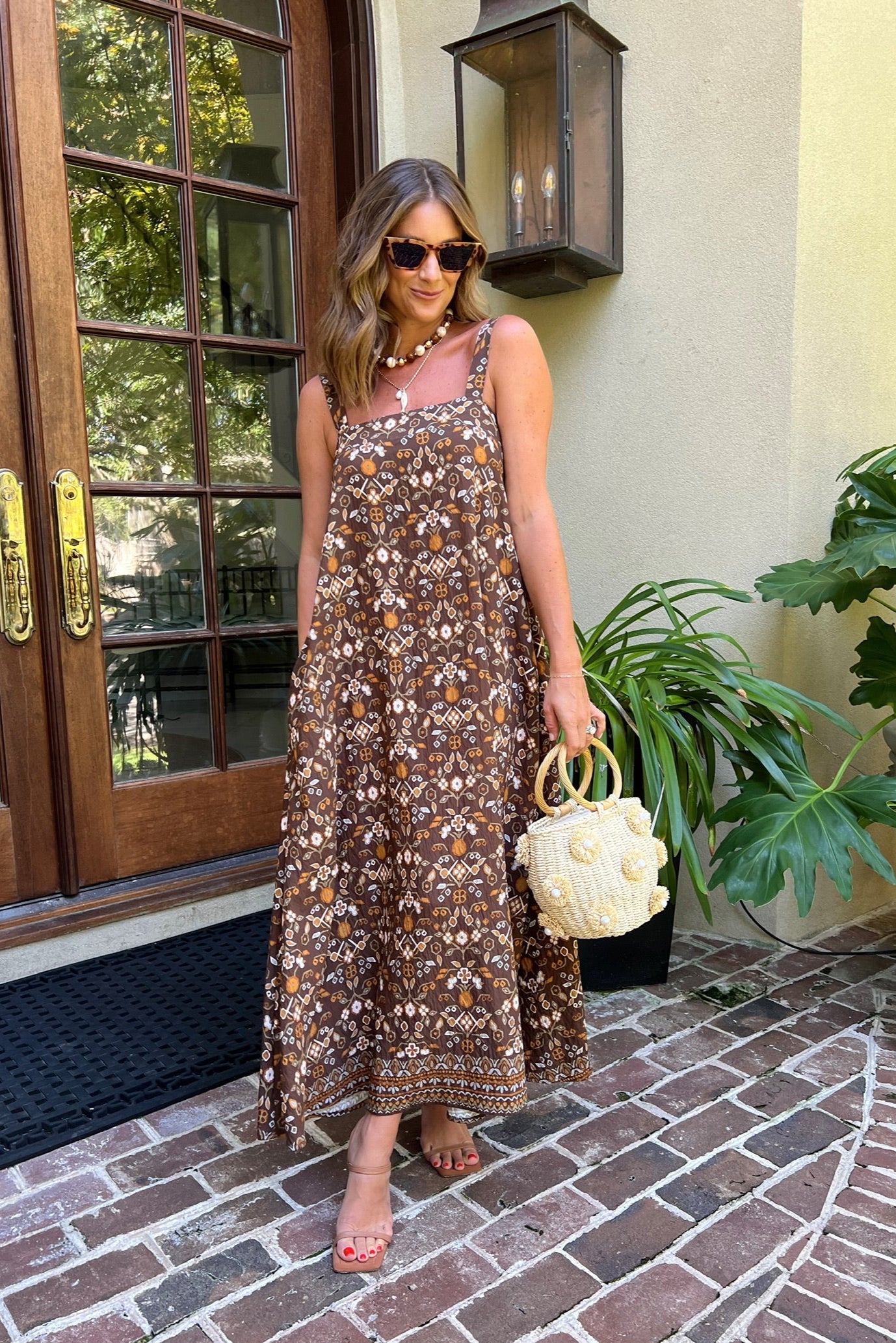 Abito con catena di margherite