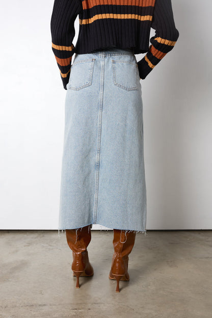 Gonna in denim preferita del fondatore