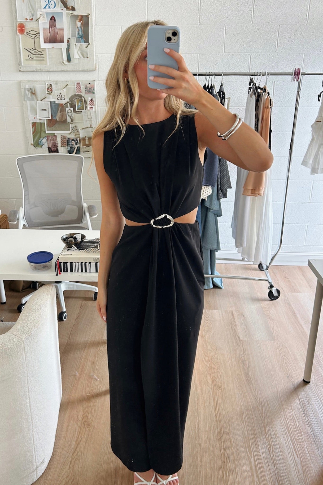 Selected Variant Image