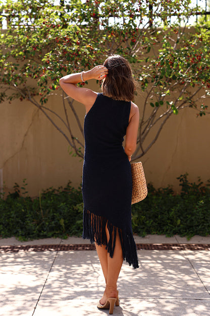 Sull'abito con frange