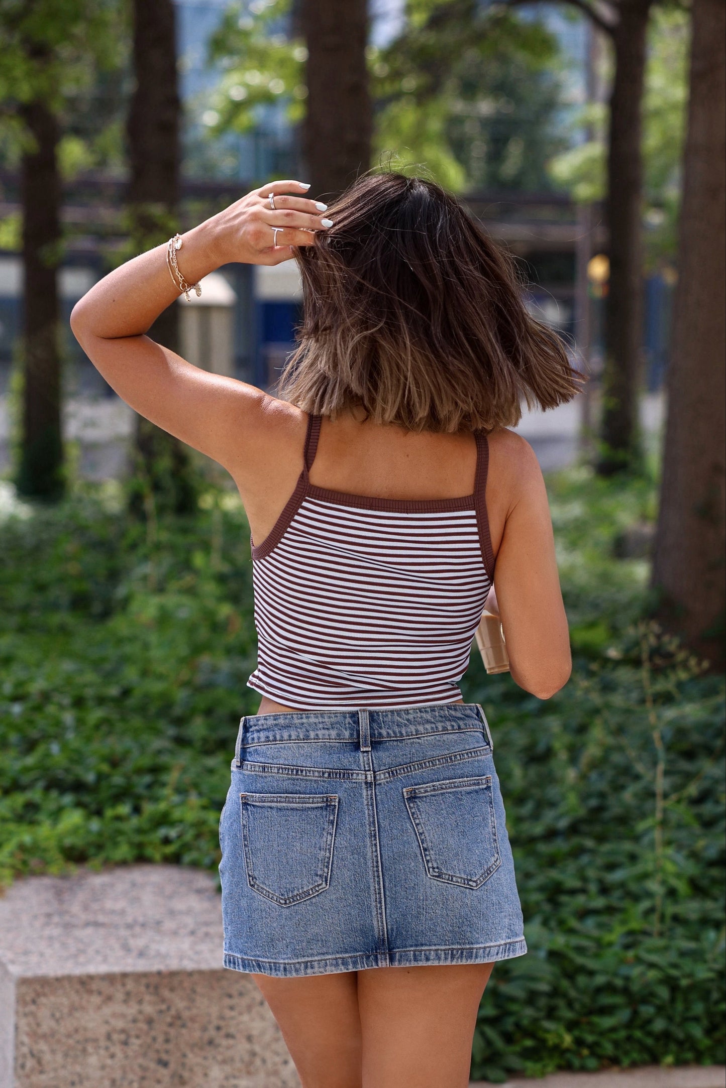 Canotta della ragazza della porta accanto