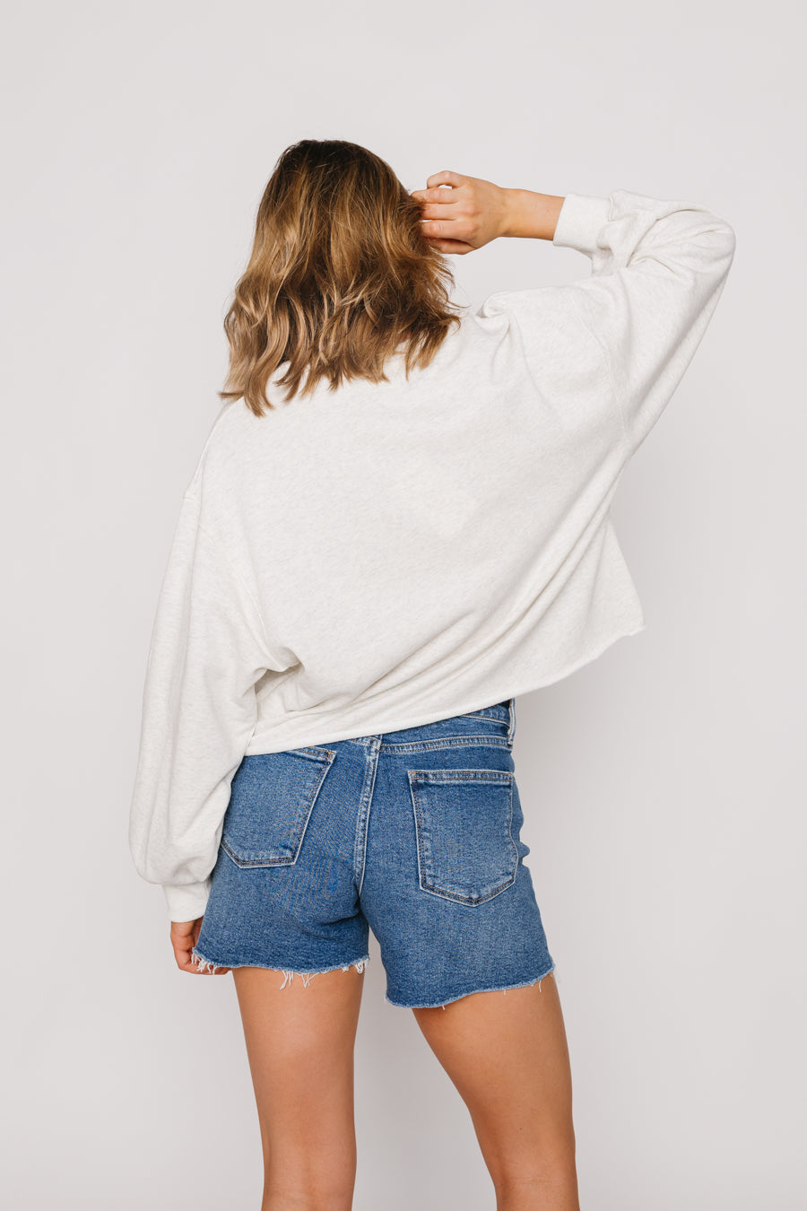 Felpa con stampa barbecue in giardino