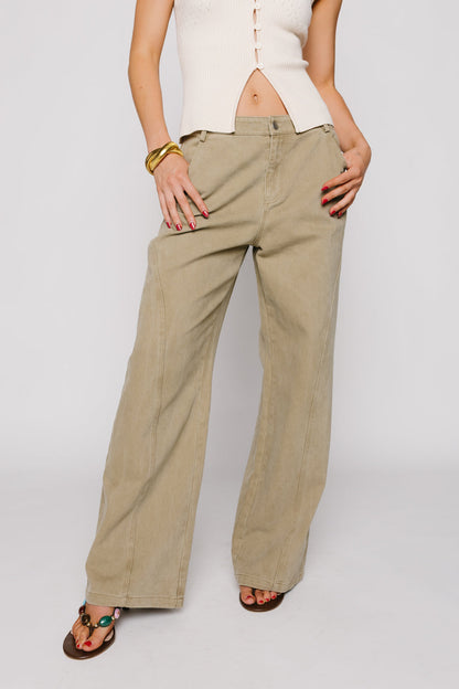 Pantaloni per terreni irregolari