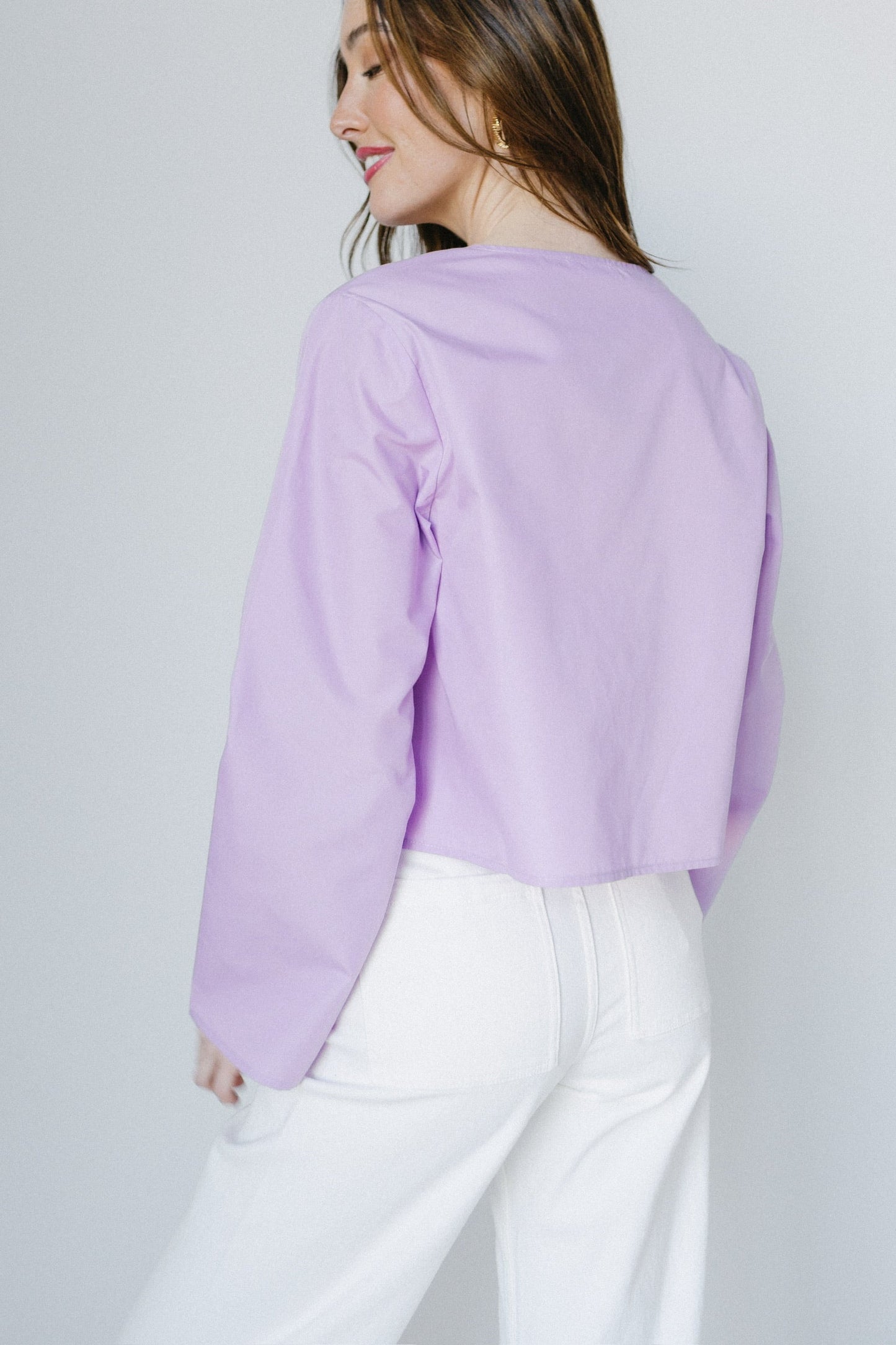 Calma e composta in alto