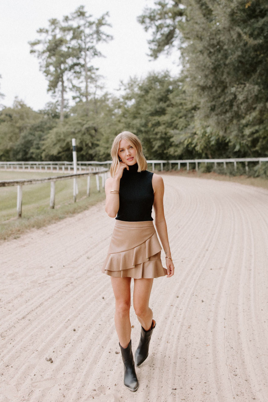 Gonna essenziale nell'armadio