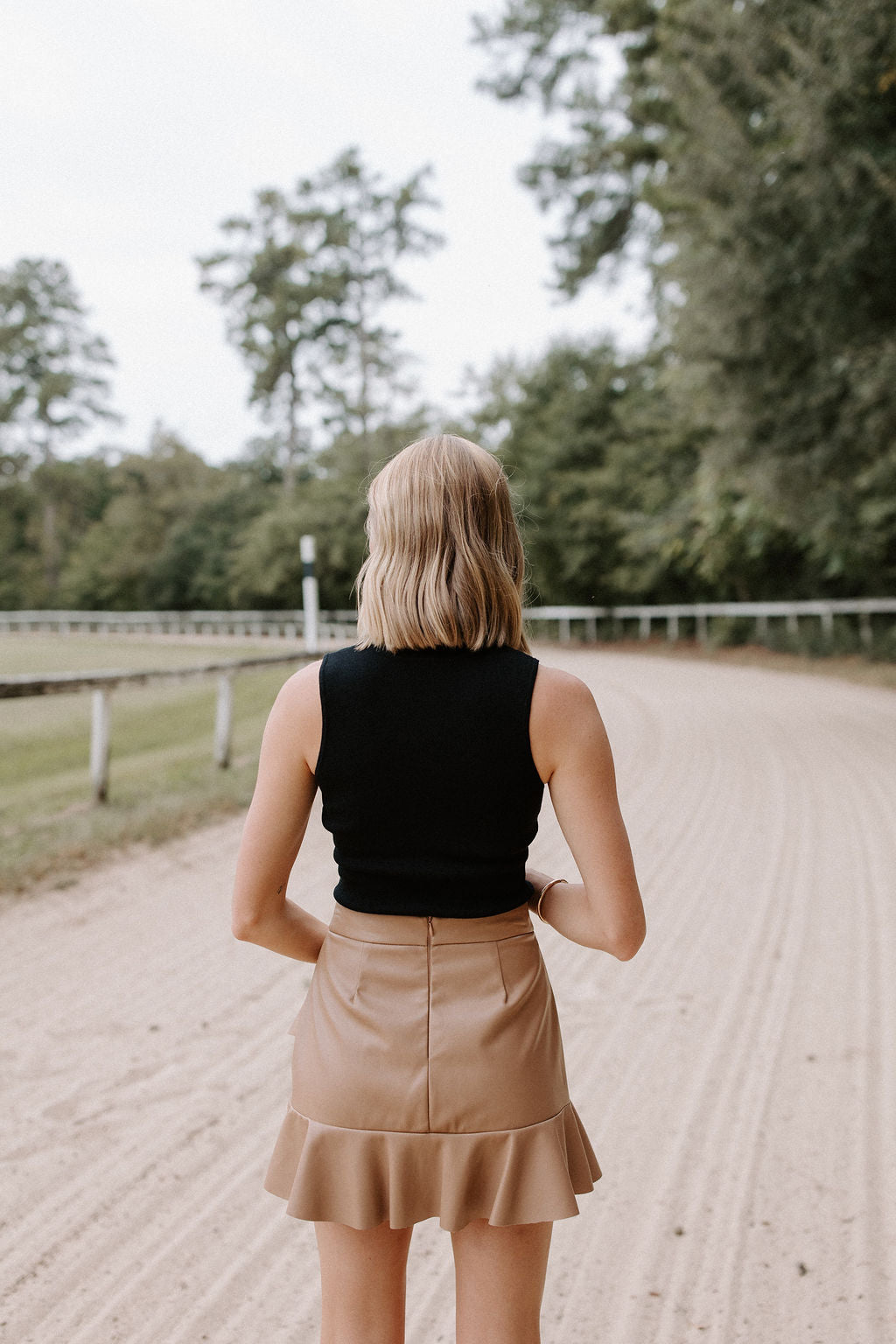 Gonna essenziale nell'armadio