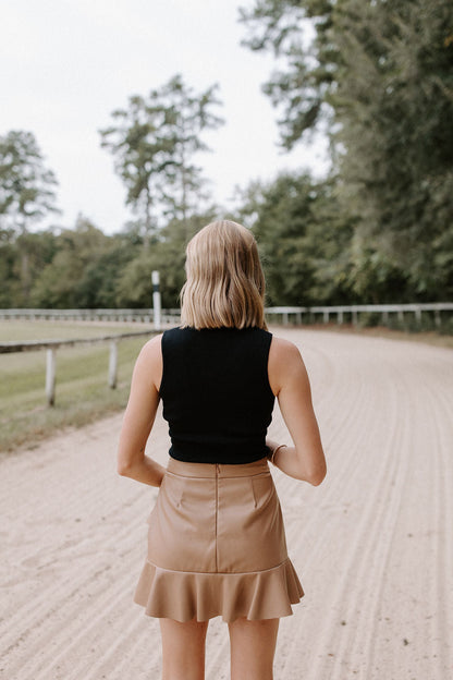 Gonna essenziale nell'armadio