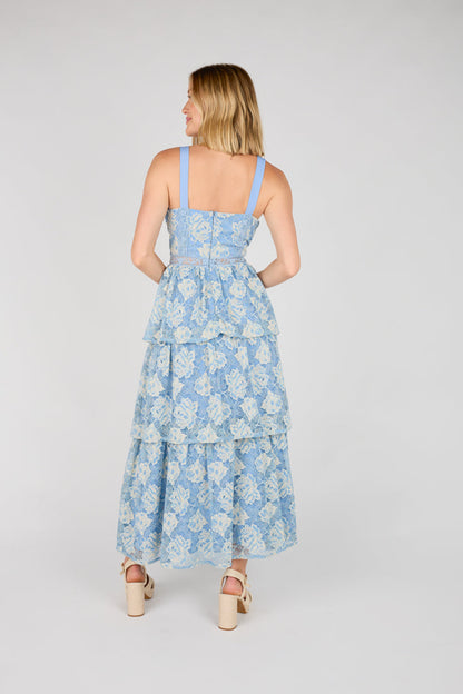 Aggiungi un po' di romanticismo con l'abito lungo