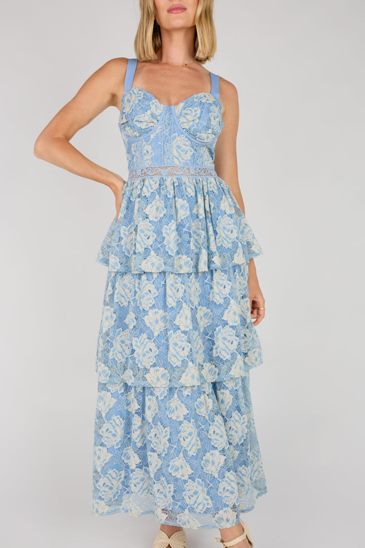 Aggiungi un po' di romanticismo con l'abito lungo