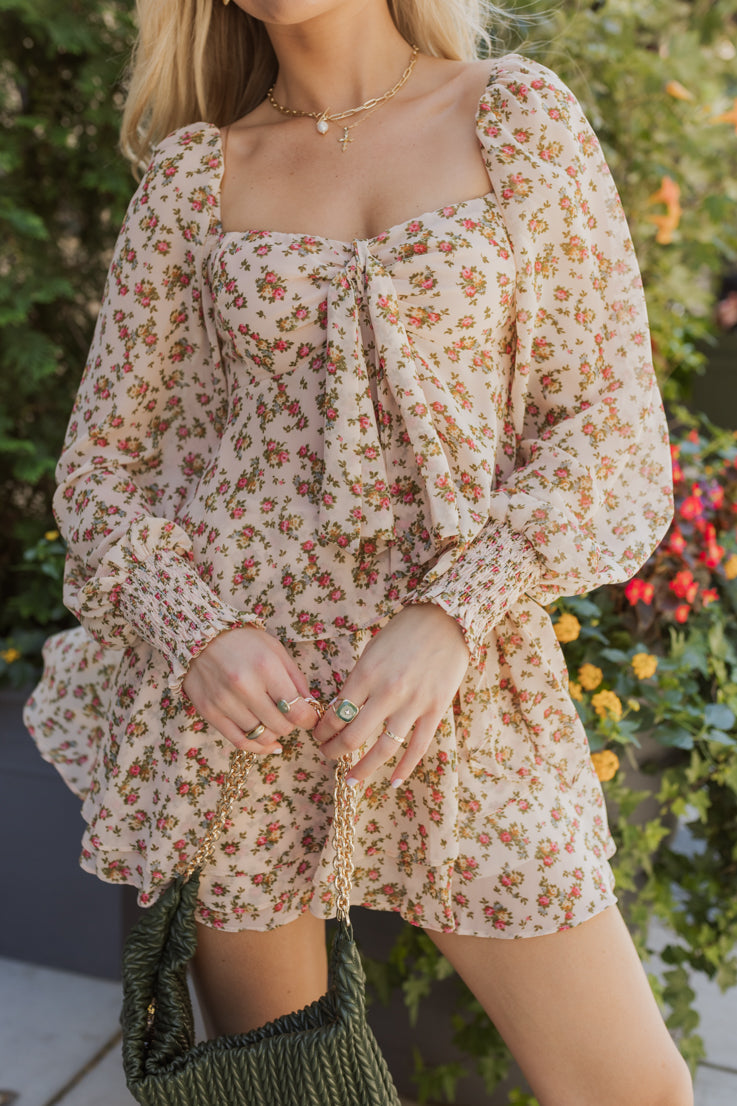 Top con fiori autunnali