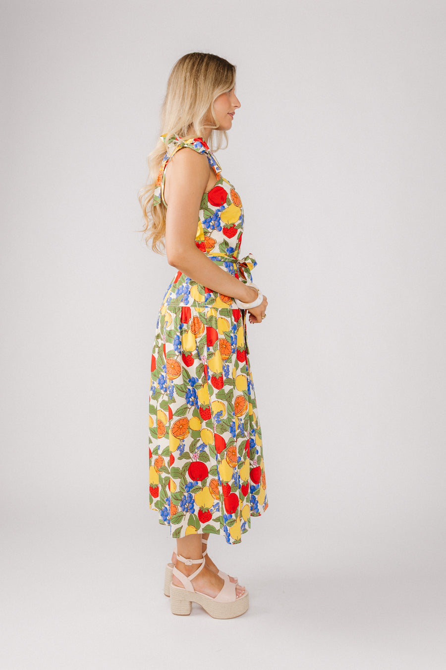 Abito con mix di frutta