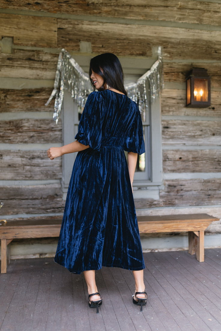 Dentro con il vestito nuovo