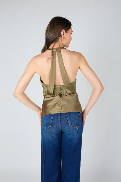 Ramo d'ulivo in cima