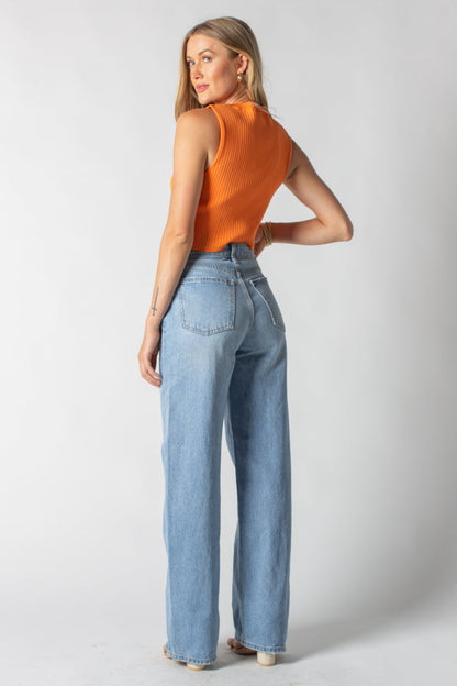 Combatti le Tigri in alto