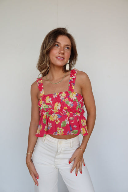 Top della ragazza in fiamme