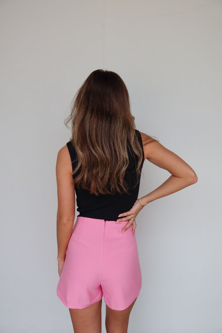 Gonna-skirt con baci di gomma da masticare