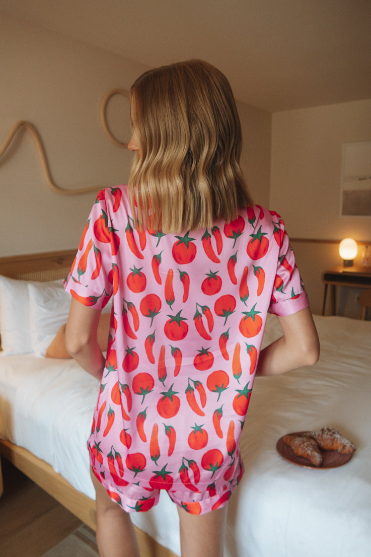 Pantaloncini del pigiama che suonano bene