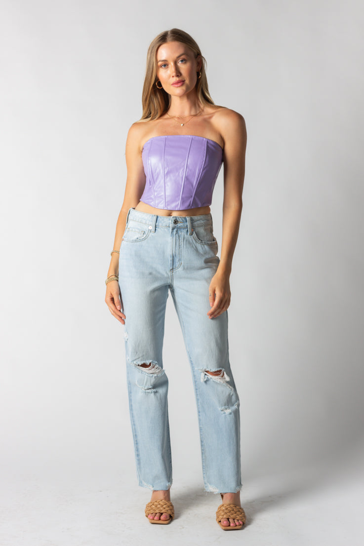 Pronto a cadere in cima