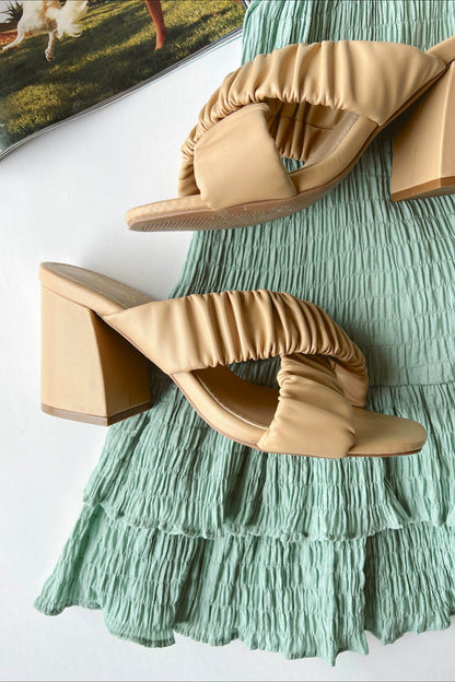 Tacchi da territorio neutro