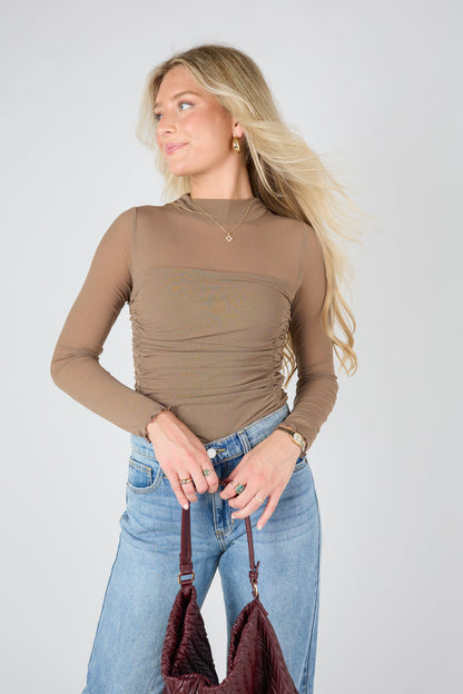 Body trasparente color sabbia