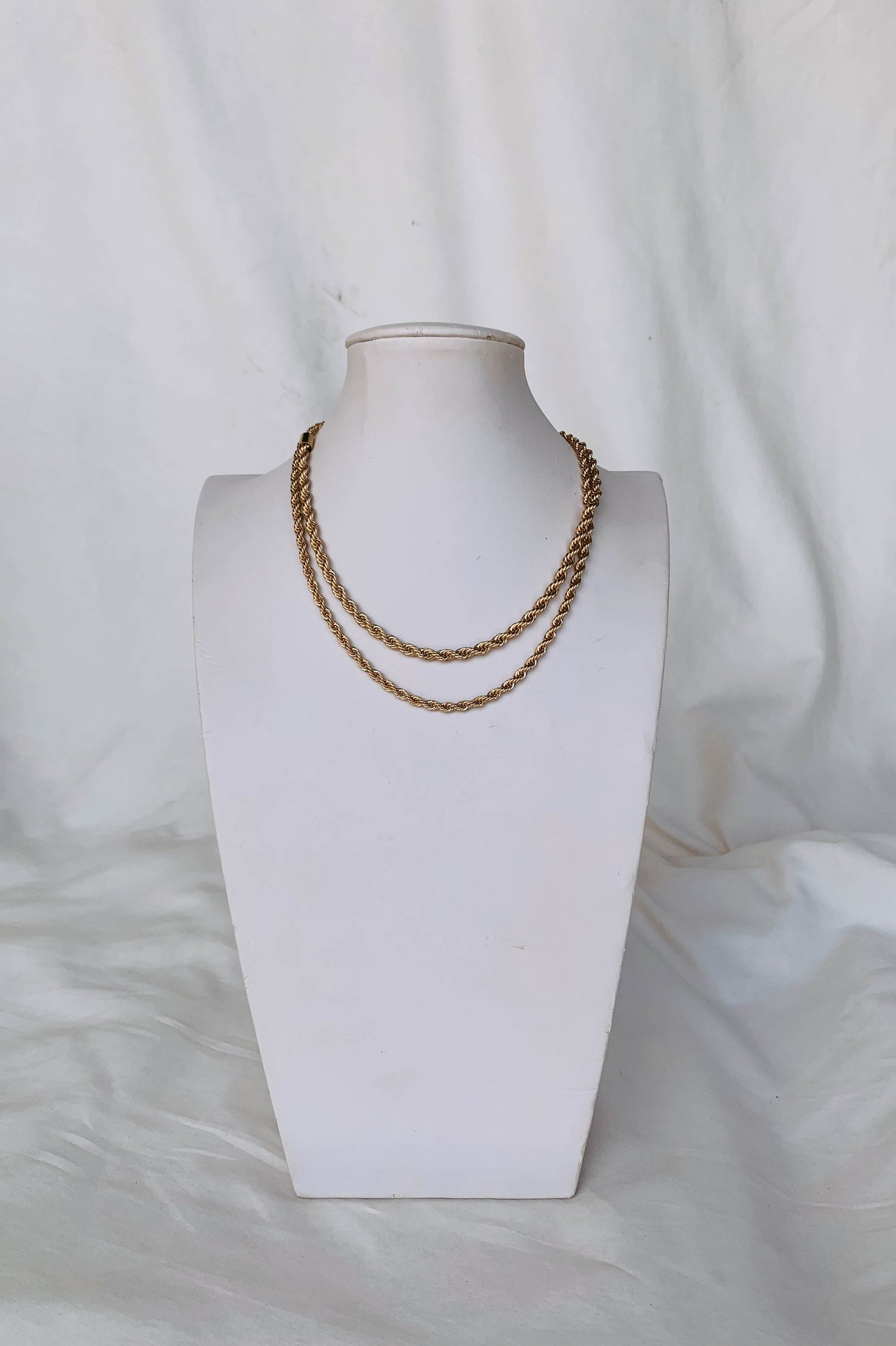 Collana Seeing Double