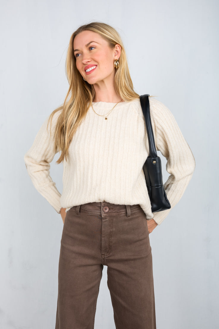 Maglione al caffè montato