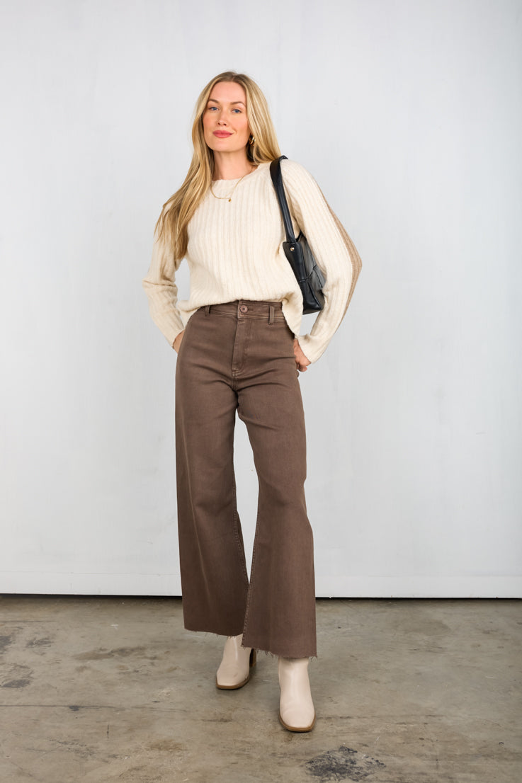 Maglione al caffè montato