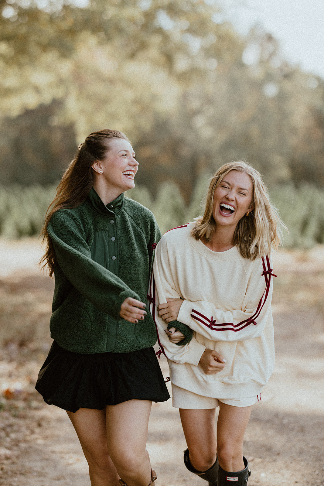 Felpa con scritta "Good Tidings"