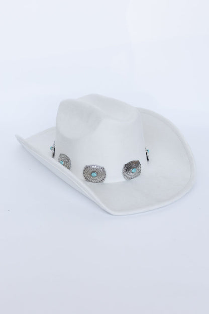 Cappello da cowgirl dall'aspetto audace