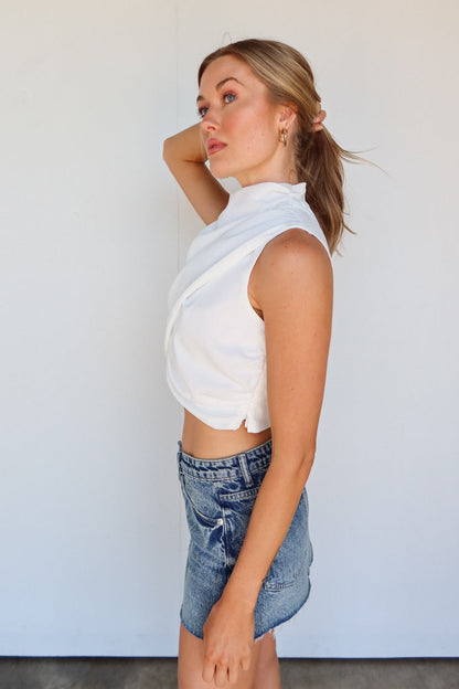 Parte superiore incrociata